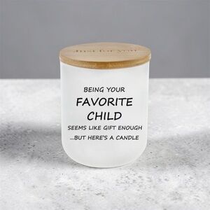 White Candle with Wooden Lid